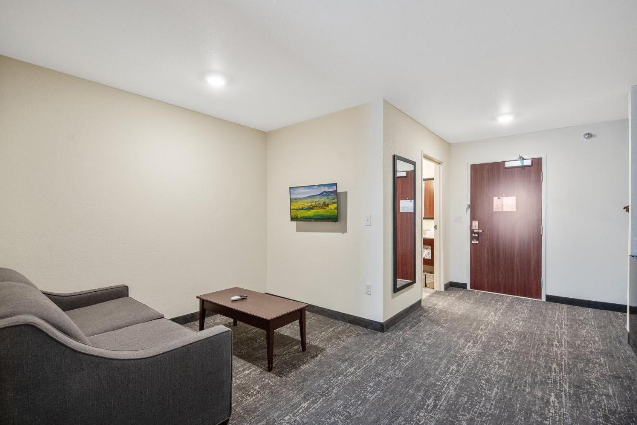 Cobblestone Hotel & Suites - オースティン エクステリア 写真